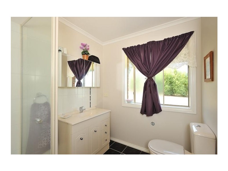 53 Wellwood Road, Drouin VIC 3818