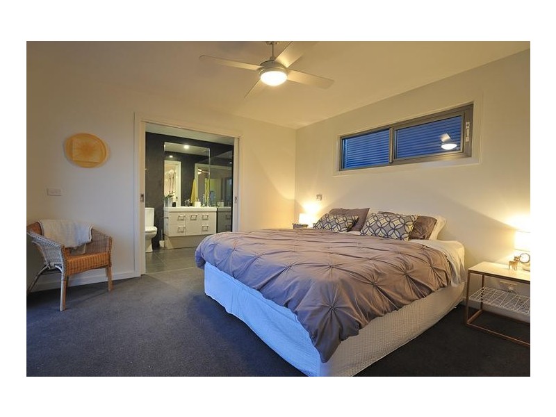 50 Eagle Rise, Nyora VIC 3987