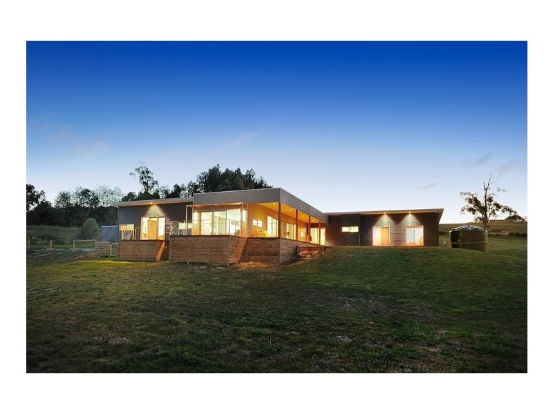 50 Eagle Rise, Nyora VIC 3987