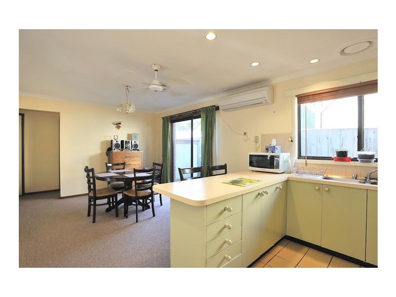 84 Church Street, Drouin VIC 3818