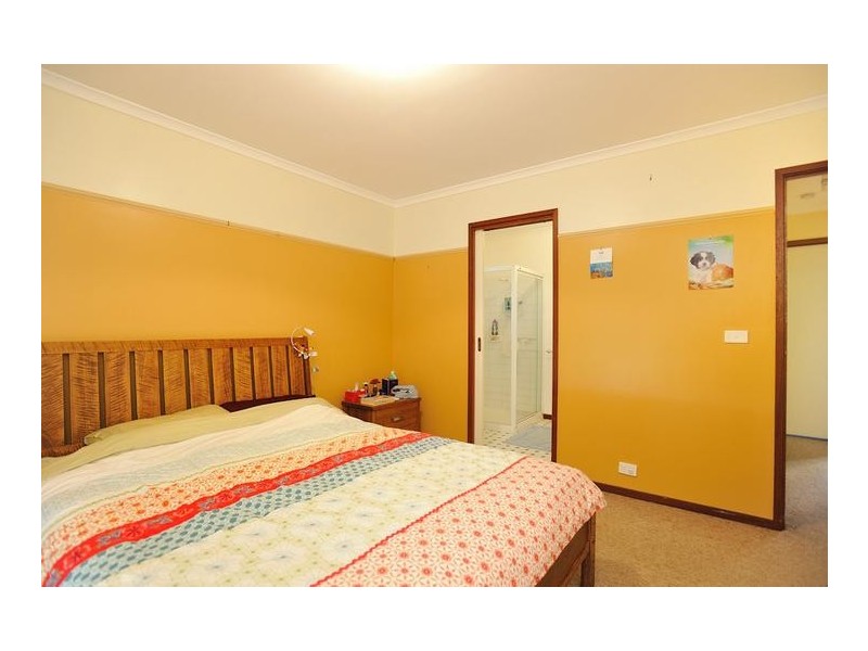 84 Church Street, Drouin VIC 3818