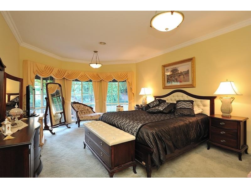 17 Millennium Court, Drouin VIC 3818