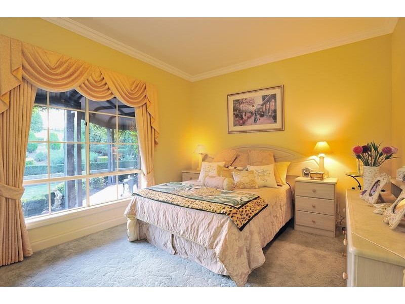 17 Millennium Court, Drouin VIC 3818