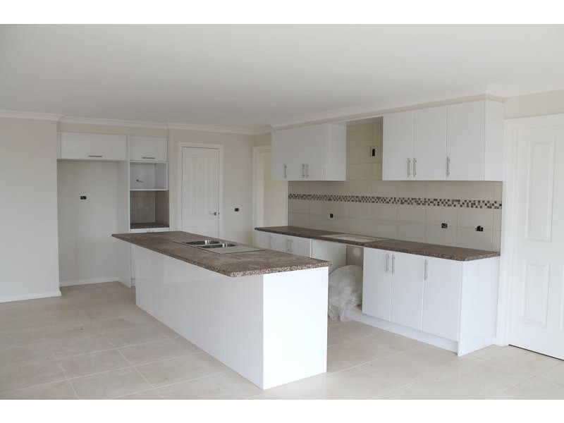 20 Kensington Square, Drouin VIC 3818