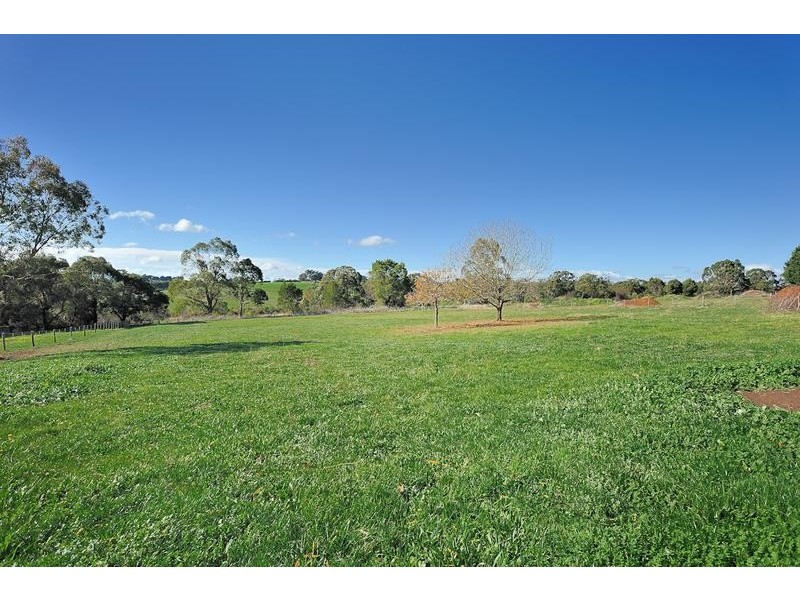 Lot 2, 26 Pepperell Drive, Drouin VIC 3818