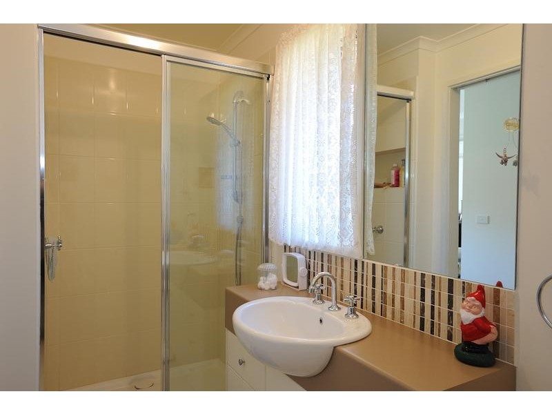 7 Waddell Road, Drouin VIC 3818