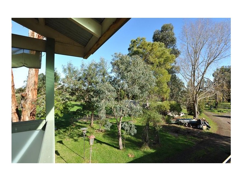 12 Newell Road, Longwarry VIC 3816
