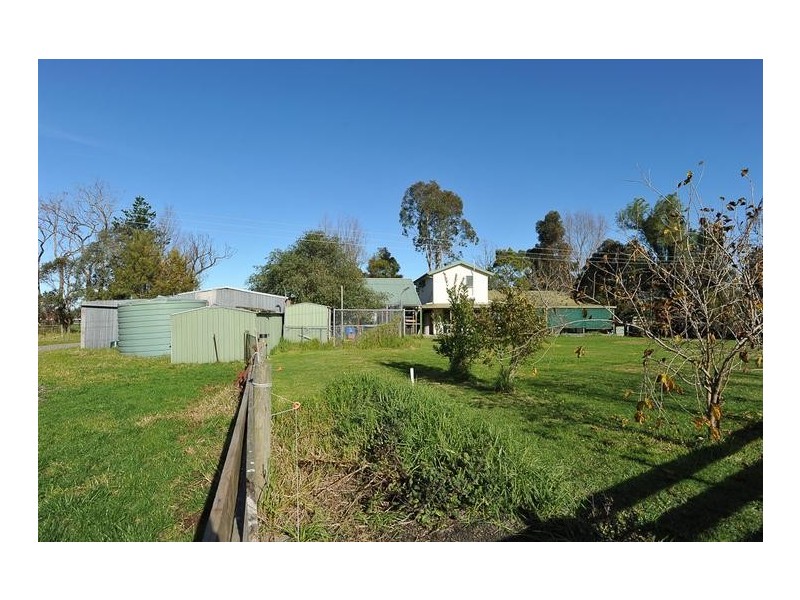 12 Newell Road, Longwarry VIC 3816