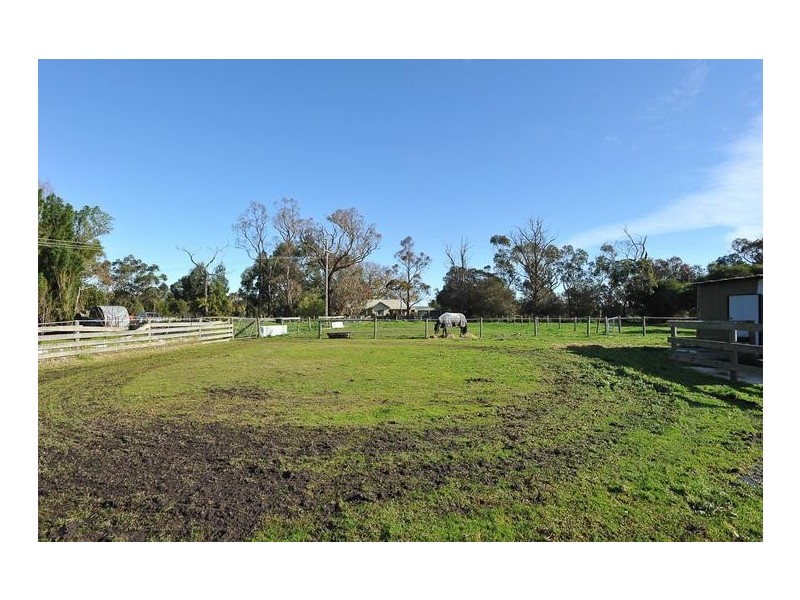 12 Newell Road, Longwarry VIC 3816