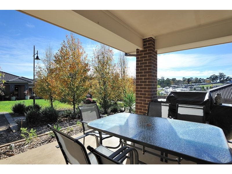 8 Park Vista, Drouin VIC 3818