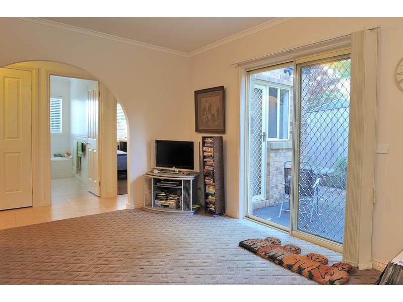 2/7 Lampard Road, Drouin VIC 3818