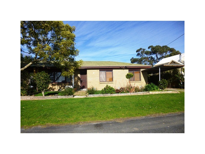 2/89 Nyora-Poowong Road, Poowong VIC 3988