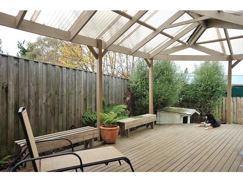 5 Adam Court, Drouin VIC 3818