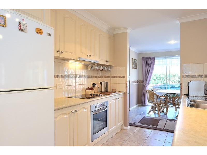 9C Lancelot Court, Drouin VIC 3818