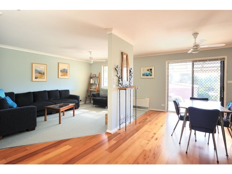 2 Karrala Court, Drouin VIC 3818