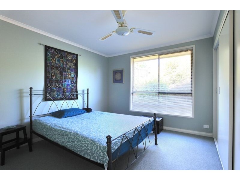 2 Karrala Court, Drouin VIC 3818