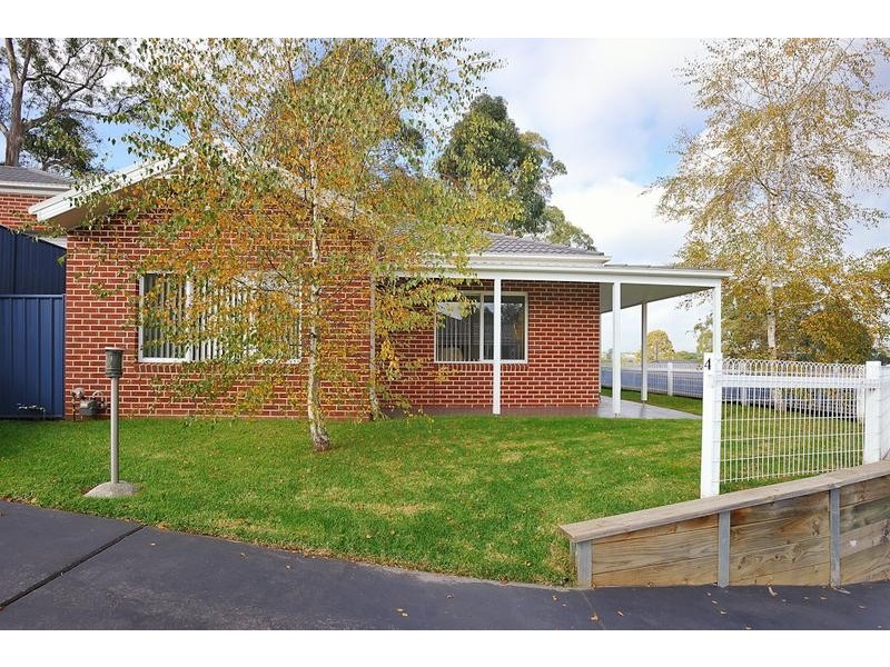 4/34 Longwarry Road, Drouin VIC 3818