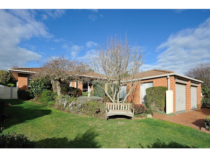 24 Neerim Street, Drouin VIC 3818