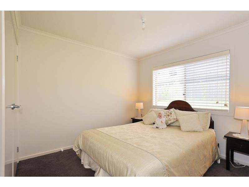 103 McNeilly Road, Drouin VIC 3818
