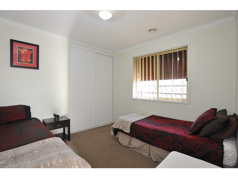 323 Settlement Road, Drouin VIC 3818