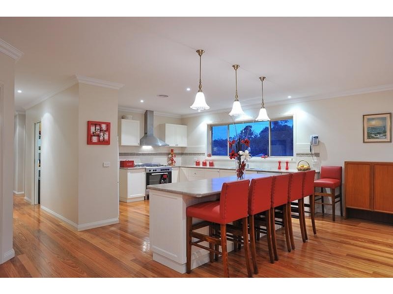 2 Golf View Court, Drouin VIC 3818
