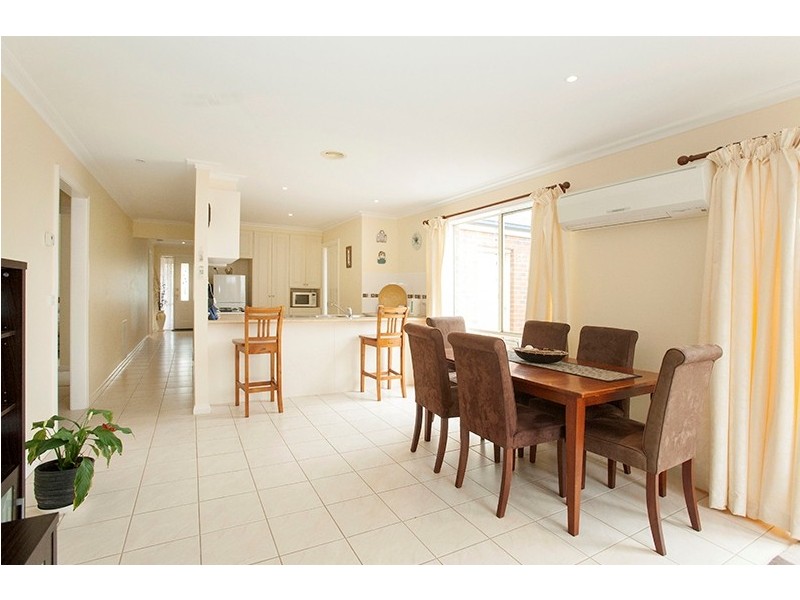 46 Cook Street, Drouin VIC 3818