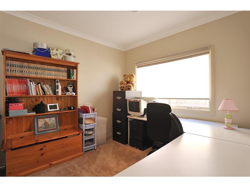 15 Monica Drive, Drouin VIC 3818