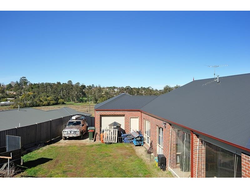 15 Monica Drive, Drouin VIC 3818