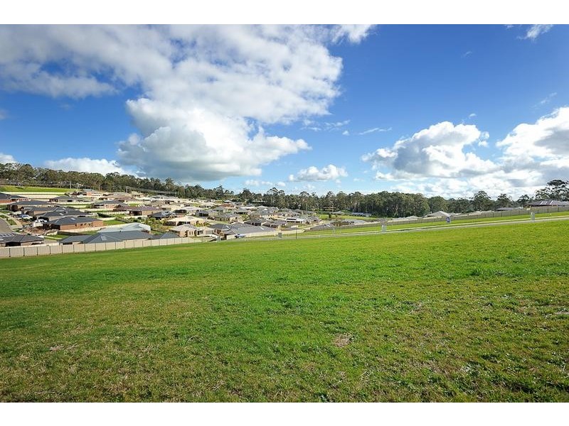 Lot 81 Bushy Park Court, Drouin VIC 3818
