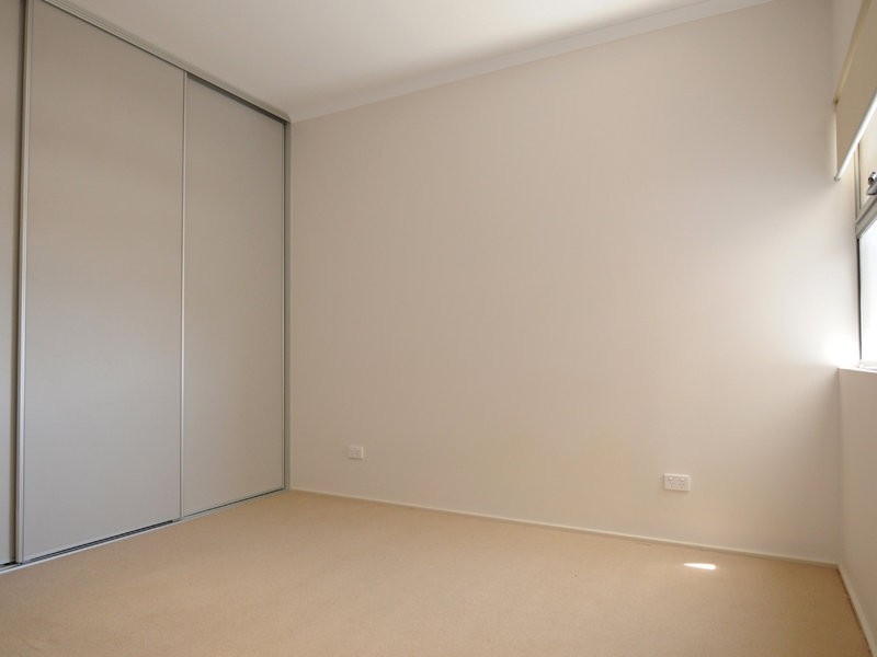 4/29 Main Street, Mawson Lakes SA 5095