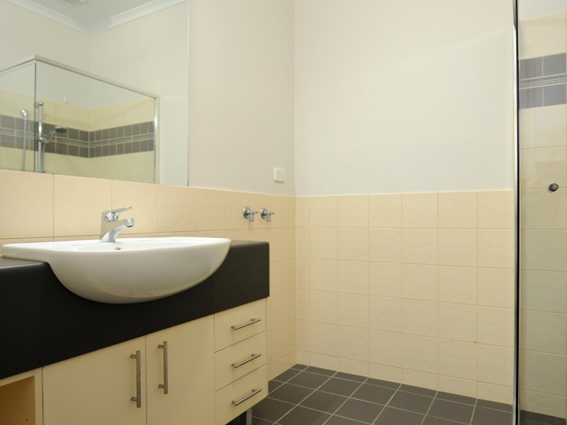 4/29 Main Street, Mawson Lakes SA 5095