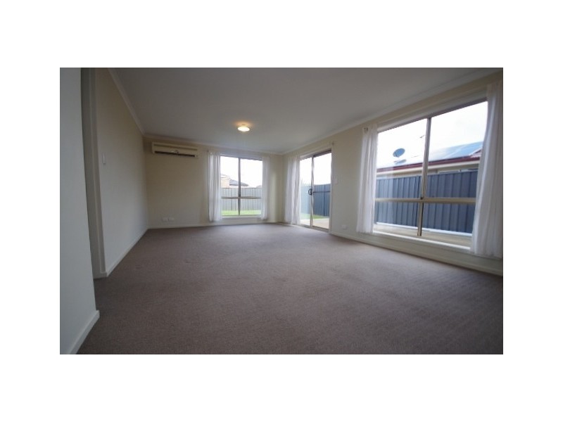 34 Wattlebird Drive, Burton SA 5110