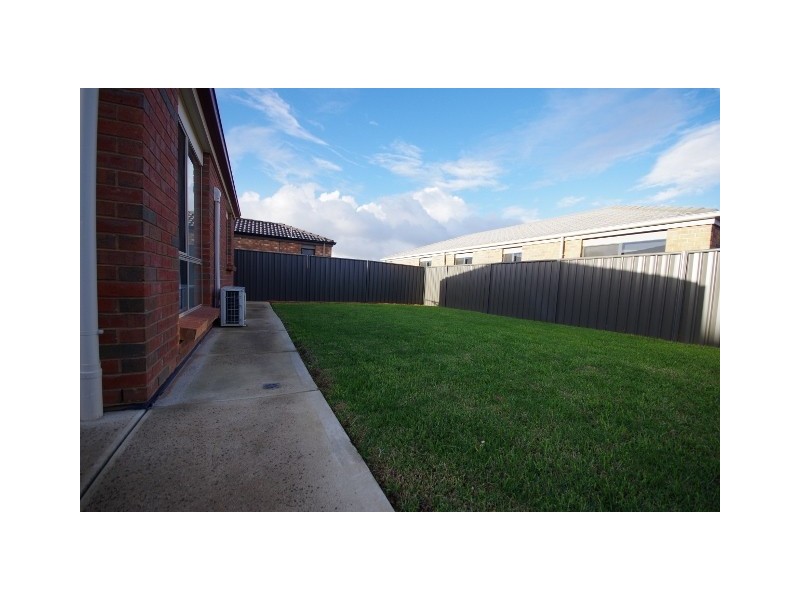 34 Wattlebird Drive, Burton SA 5110