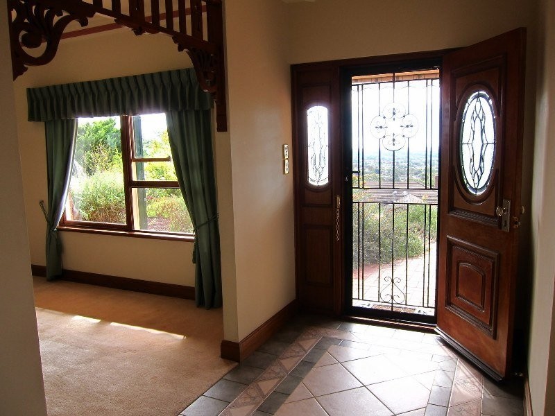 4 Coachhouse Drive, Teringie SA 5072