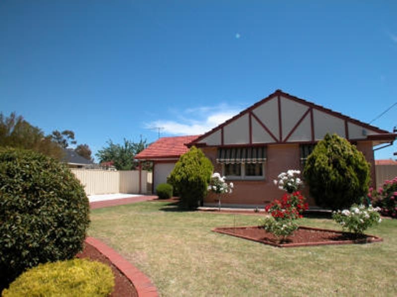 4 Lancaster Avenue, Valley View SA 5093