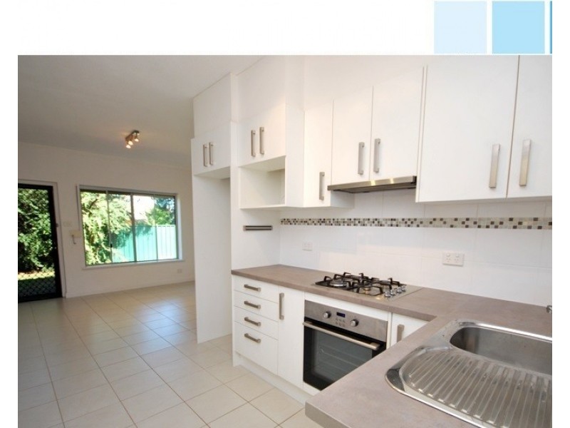 2/4 Grove Avenue, Everard Park SA 5035