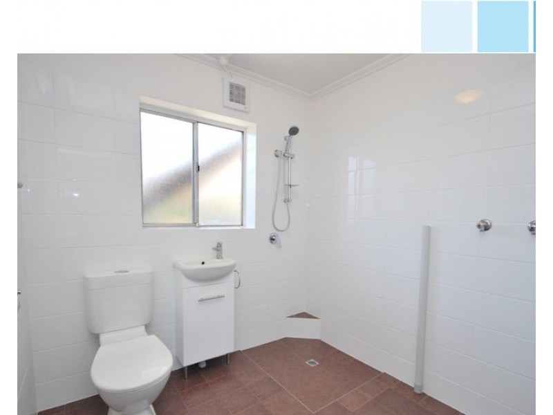 2/4 Grove Avenue, Everard Park SA 5035