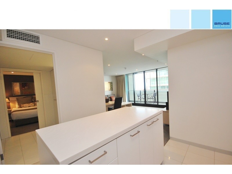 1401/102 – 105 North Terrace, Adelaide SA 5000