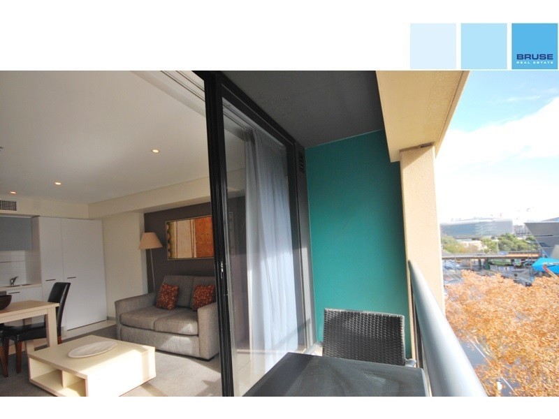 503/102 – 105 North Terrace, Adelaide SA 5000