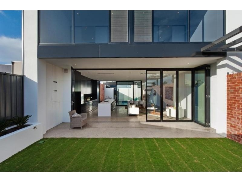 25 Victoria Parade, Mawson Lakes SA 5095