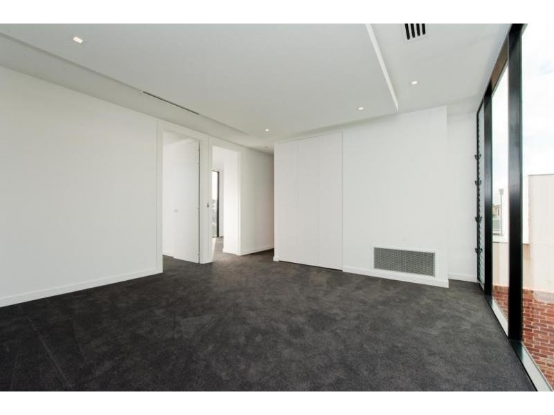 25 Victoria Parade, Mawson Lakes SA 5095