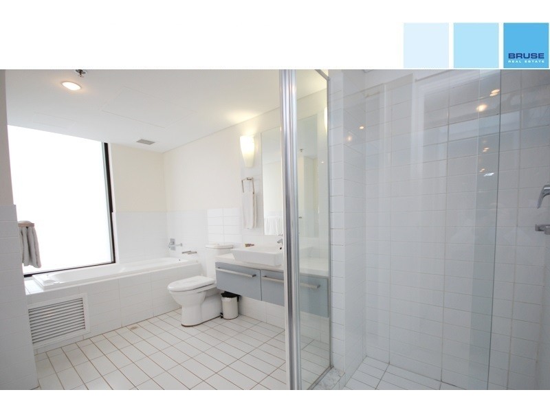 411/102 – 105 North Terrace, Adelaide SA 5000