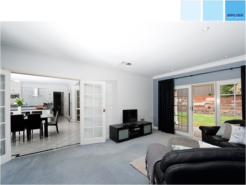 3 Skylark Close, Flagstaff Hill SA 5159