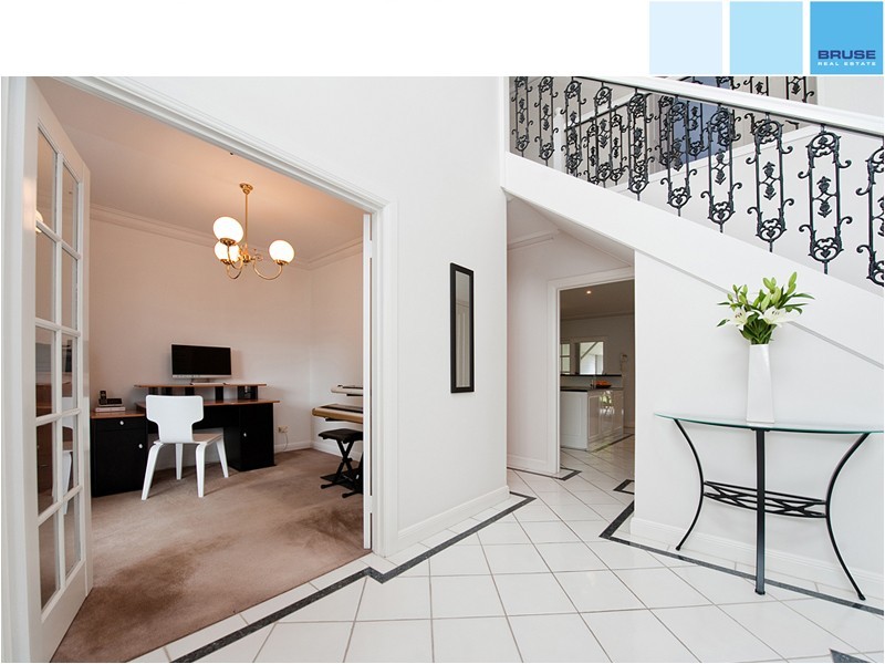3 Skylark Close, Flagstaff Hill SA 5159