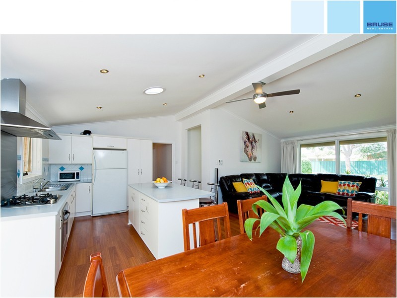 2 Chatswood Grove, Newton SA 5074