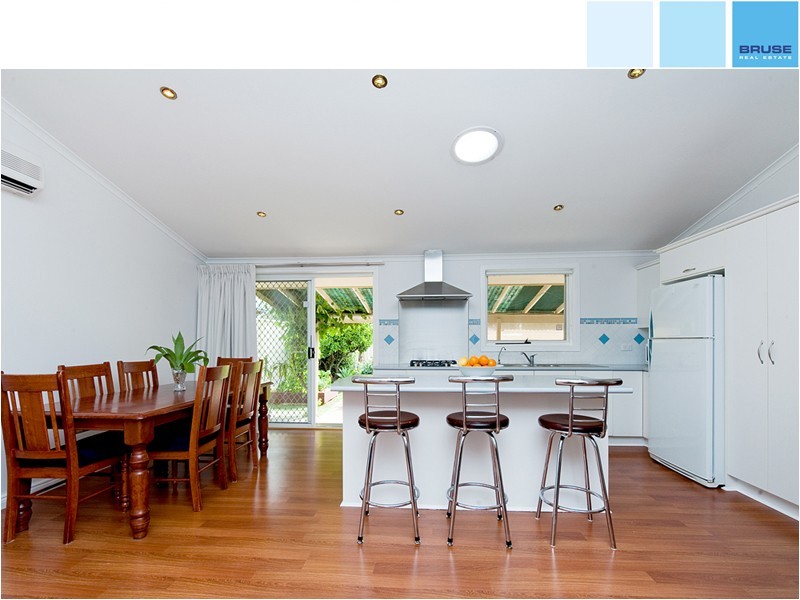 2 Chatswood Grove, Newton SA 5074
