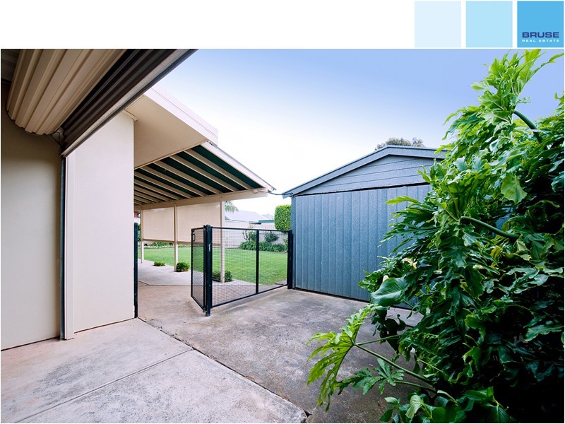 2 Chatswood Grove, Newton SA 5074