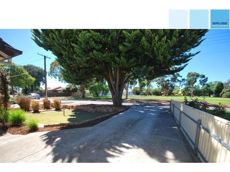 16 Mettika Avenue, Ingle Farm SA 5098