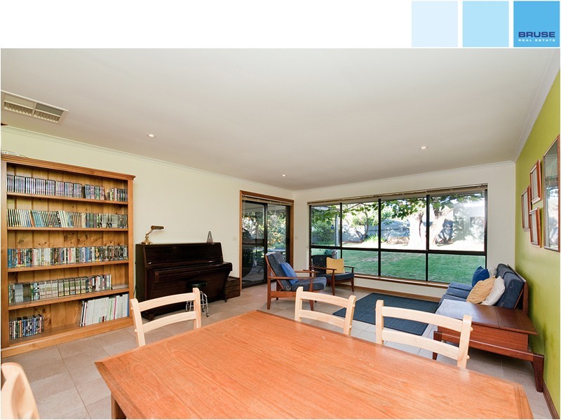 21 Selbourne Avenue, Rostrevor SA 5073