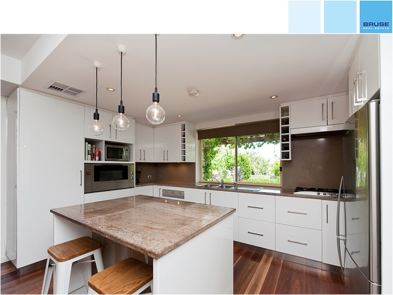4 Eucla Avenue, Warradale SA 5046